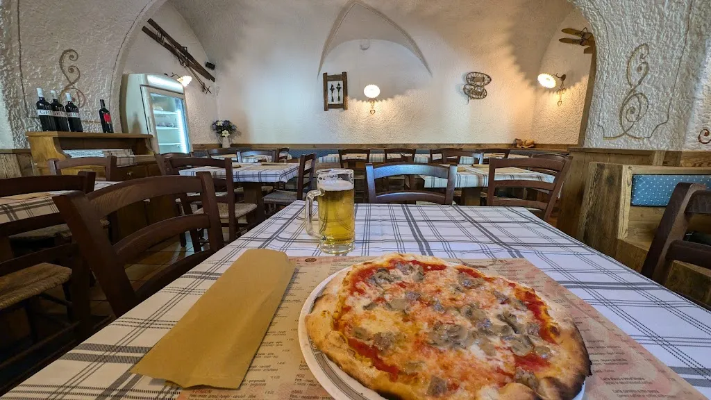 Pizzeria Ristorante Romantica_Andalo_slider_image_3