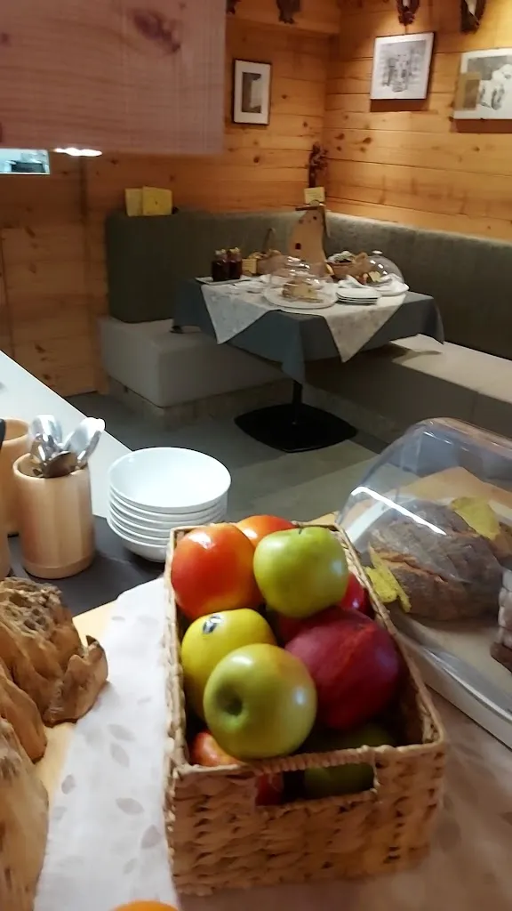 Rifugio La Montanara Tovre Plateau Molveno_Andalo_slider_image_2