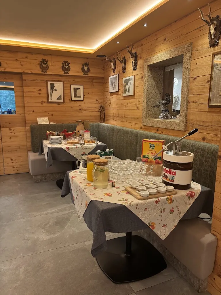 Rifugio La Montanara Tovre Plateau Molveno_Andalo_slider_image_3