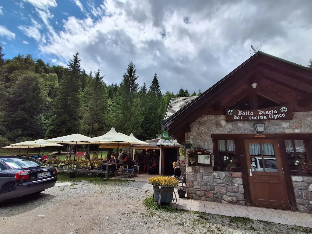 Baita Pineta_Andalo_slider_image_1