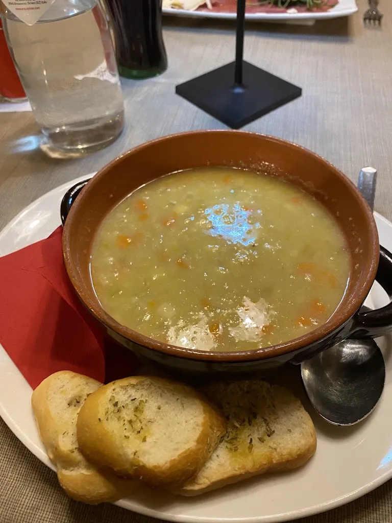 Narmin Fathi_Ristorante La Lanterna_Andalo_review