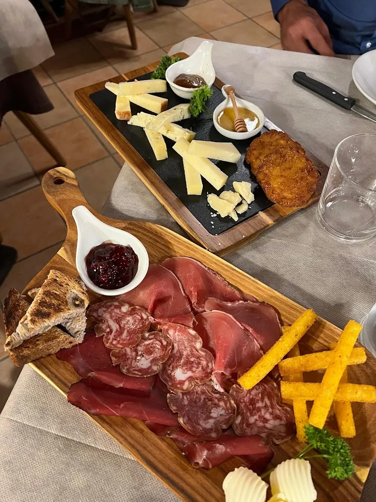 Ristorante La Lanterna_Andalo_slider_image_3