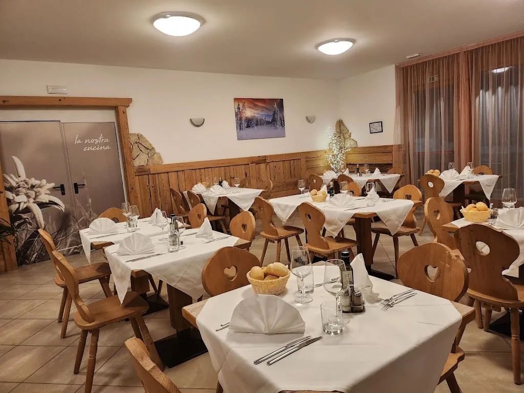 RISTORANTE PIZZERIA CAMPO BASE_Andalo_slider_image_3