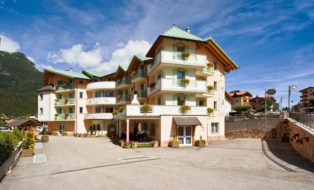 Hotel Abete Bianco_Andalo_slider_image_1