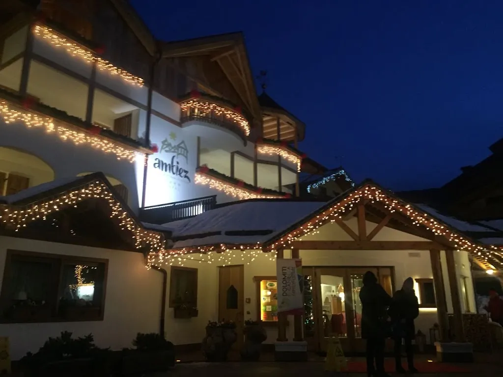 Alexandr Gerkhard_Hotel Ambiez_Andalo_review