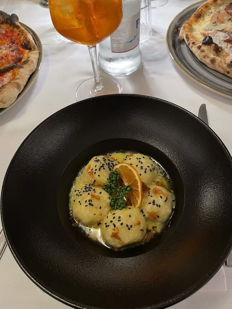 Petra Kudělová_Chalet Tower Pub - Club, Ristorante & Pizzeria_Andalo_review