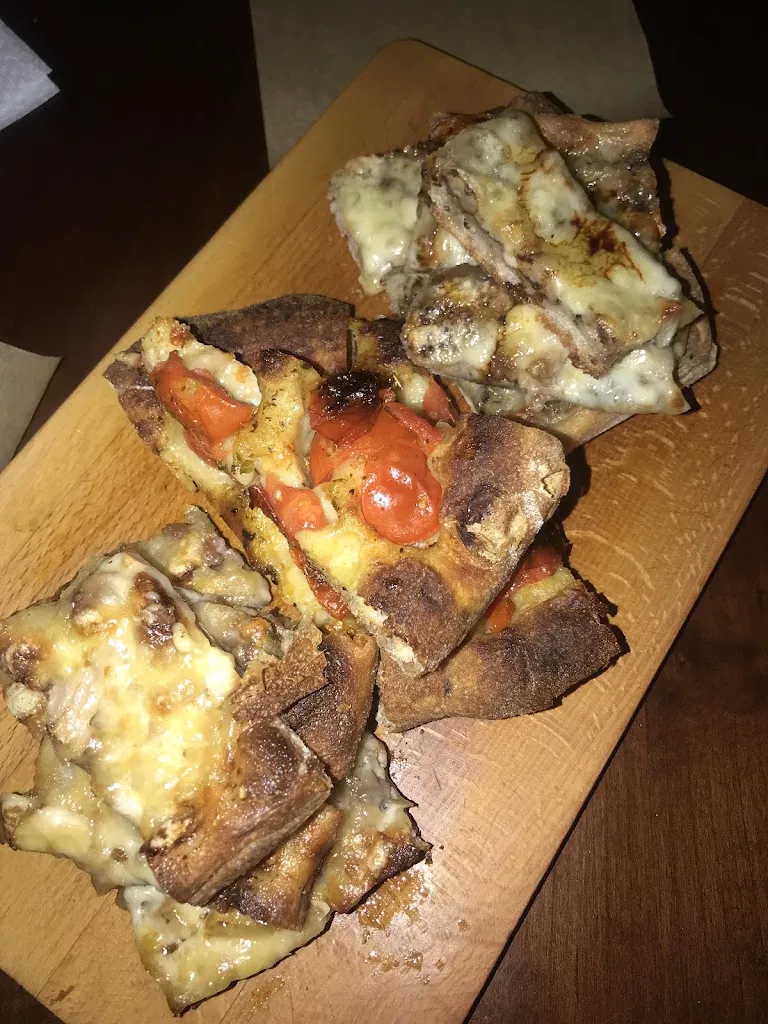 GEORGE PILICHOS_Le delizie di Bacco_Lucera_review