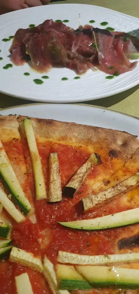 מימי פלצ'י_Santèn Ristorante ed eventi_Lucera_review