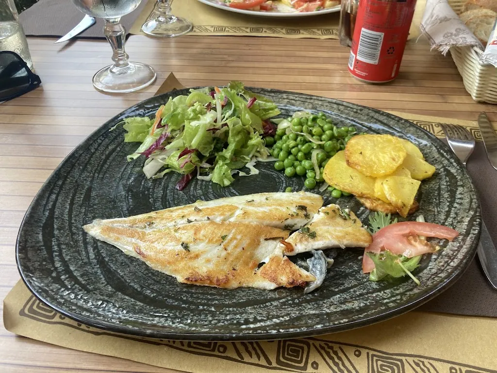 Robert Klawes_Viennese Restaurant - Cafe_Bolognano-Vignole_review