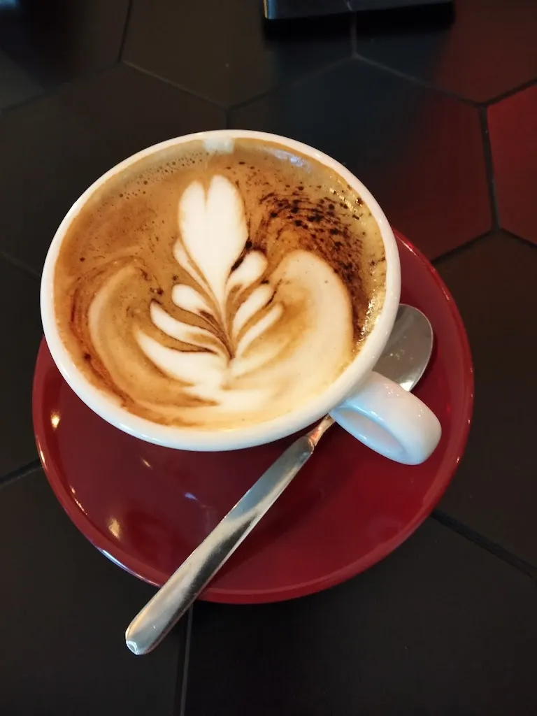 Viennese Restaurant - Cafe_Bolognano-Vignole_slider_image_3