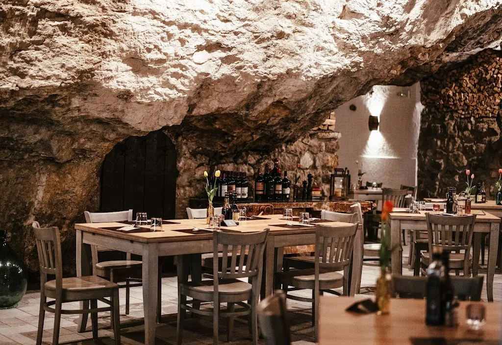 La Cantinota - Locanda De Manincor restaurant in Bolognano-Vignole