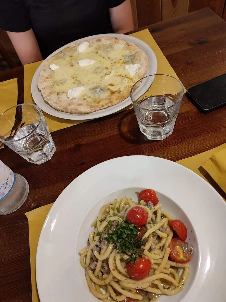 Kris Pe_Cafe Bar Maggio_Bolognano-Vignole_review