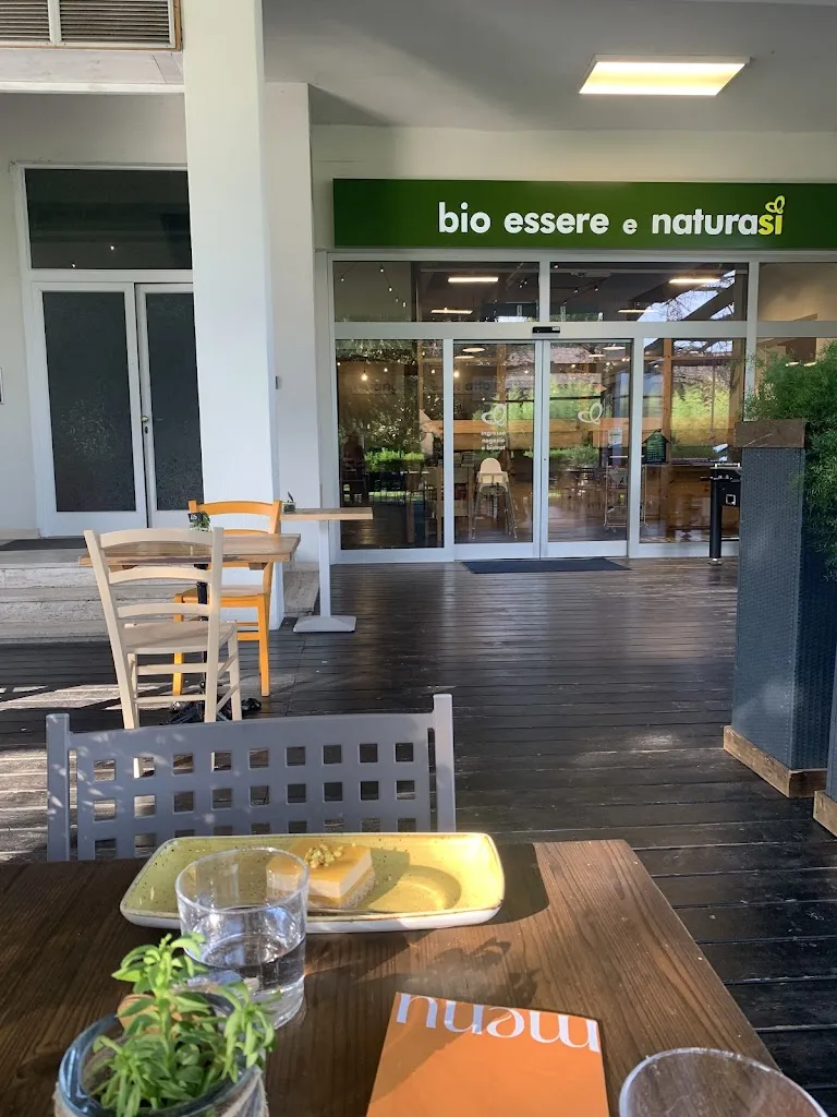 BioEssere Café&Bistrot veg & vegan_Bolognano-Vignole_slider_image_2