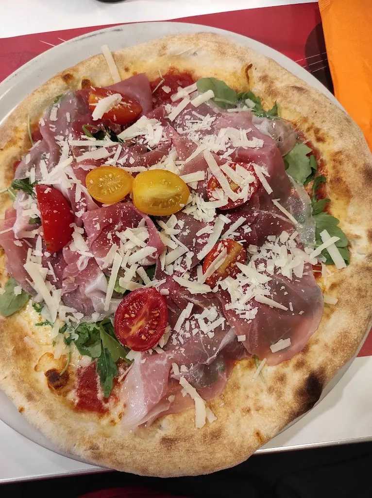 Lina Gulbinė_New Vintage Pizza_Borgo Valsugana_recensione