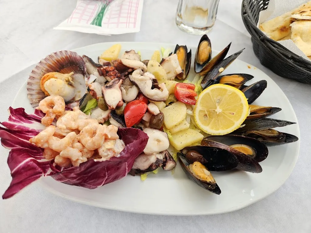 Ristorante/pizzeria centrale_Borgo Valsugana_slider_image_2