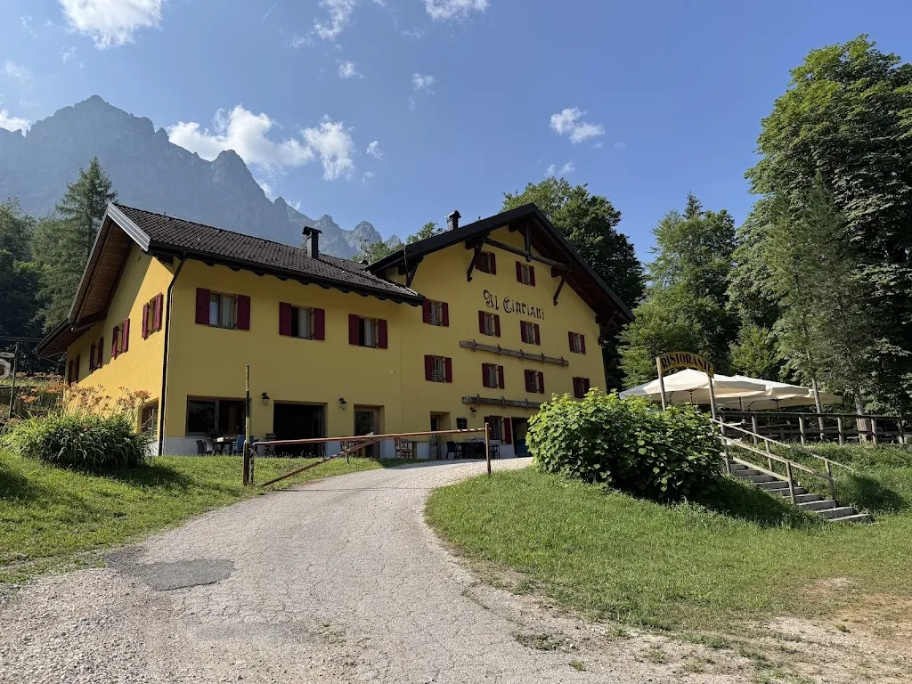 Sara Bonvicini_Garnì Sella al Cipriani_Borgo Valsugana_review