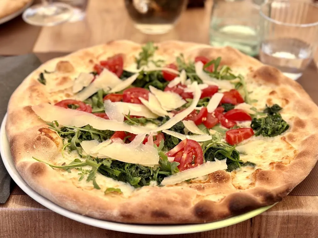 Brandon Bayer_Lo Scoglio_Brentonico_review