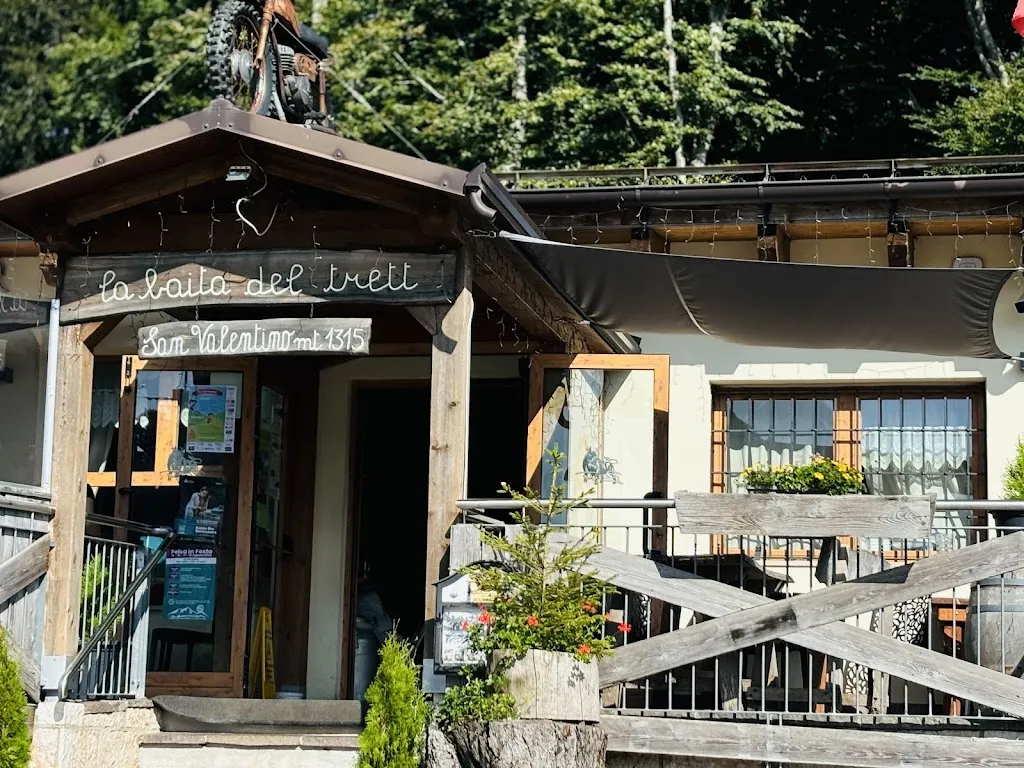 Baita del Trett restaurant in Brentonico