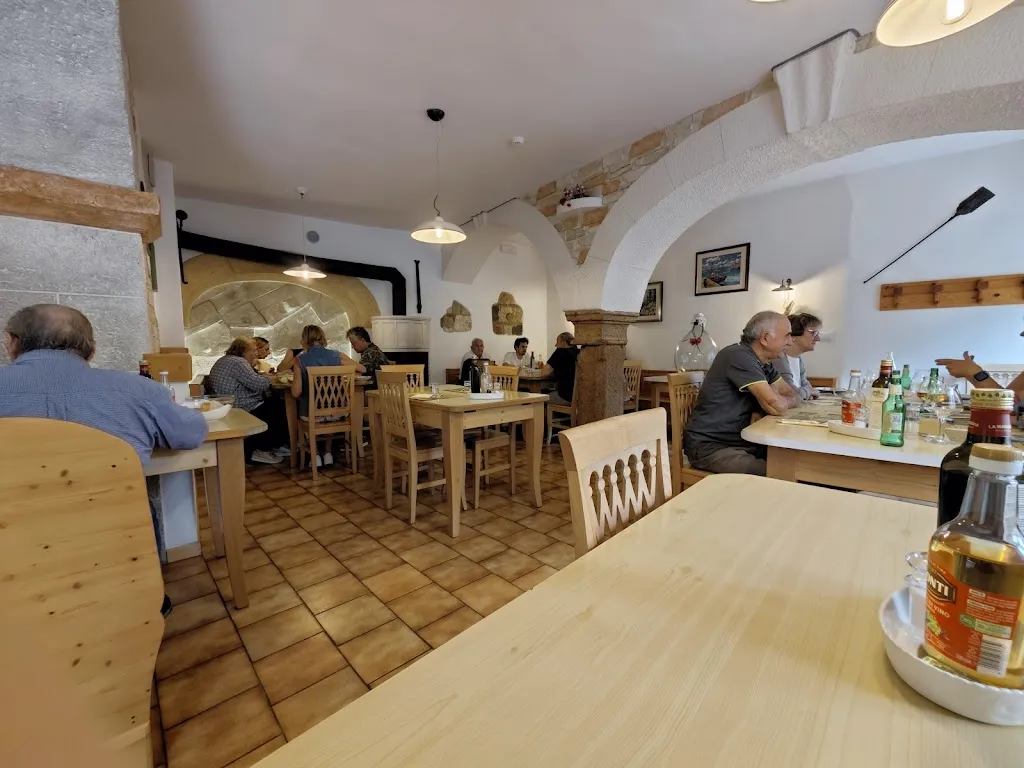 Locale Tipico Sorne restaurant in Brentonico