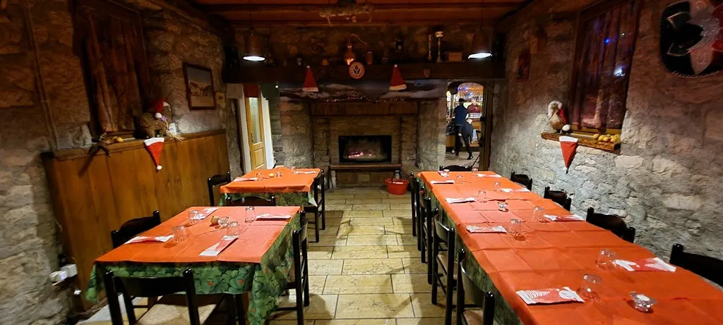 Baita Costapelada Brentonico restaurant in Brentonico