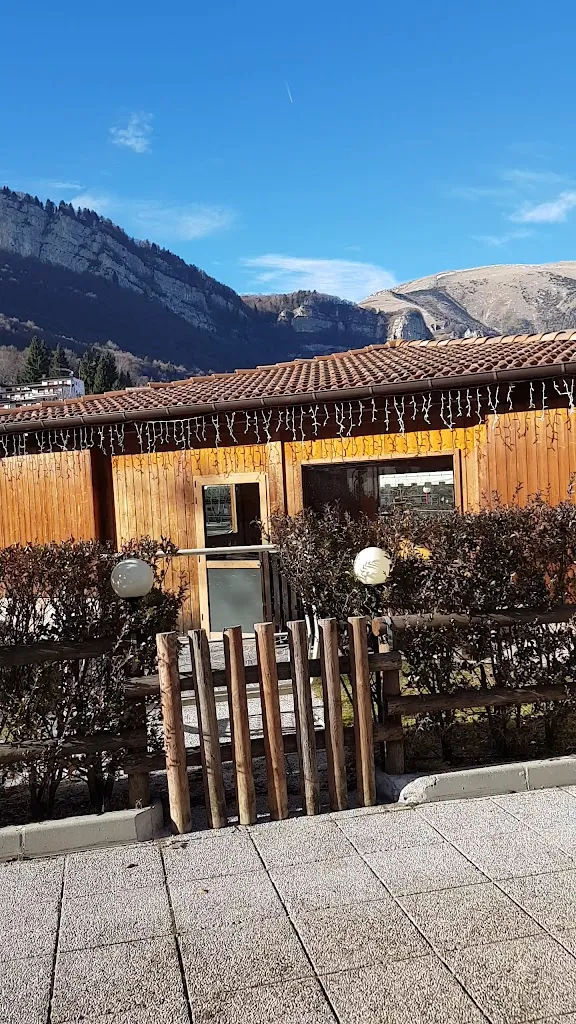 Ristorante Pizzeria Bar Ciclamino_Brentonico_slider_image_2