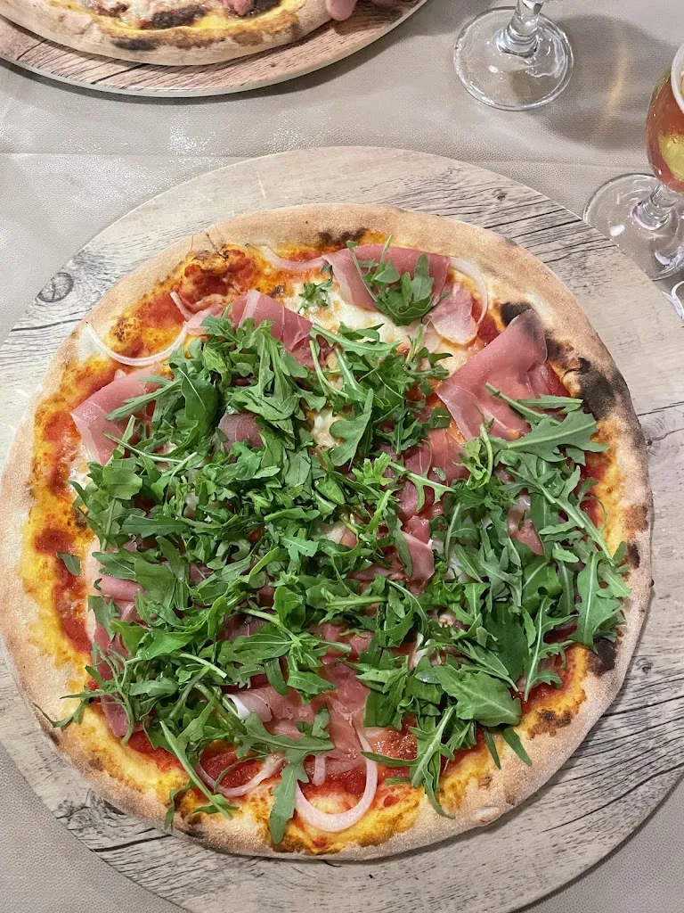 Ristorante Pizzeria Bar Ciclamino_Brentonico_slider_image_3