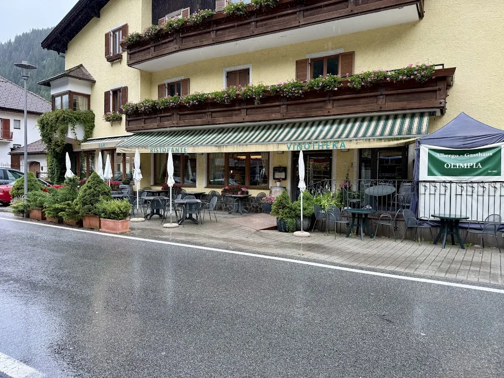 Lukas Weiss_Bar Restaurant Olimpia_Brennero - Brenner_review