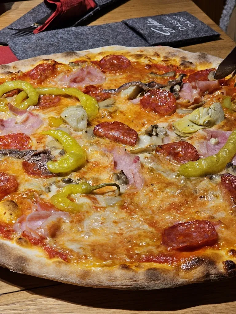 Pizzeria Restaurant Cafe Bar Max_Brennero - Brenner_slider_image_3