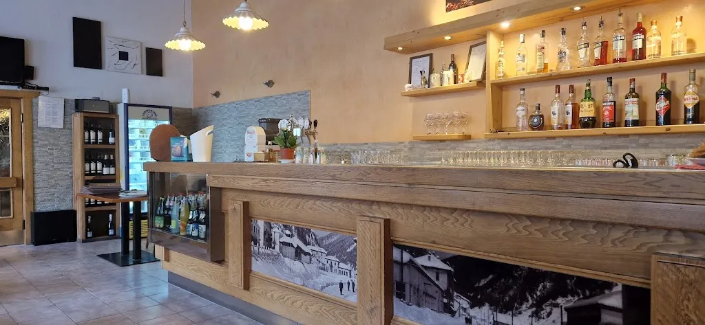 Vecchia Locomotiva restaurant in Brennero - Brenner