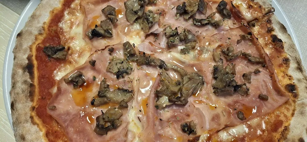 Bar Pizzeria Restaurant Terminus_Brennero - Brenner_slider_image_3