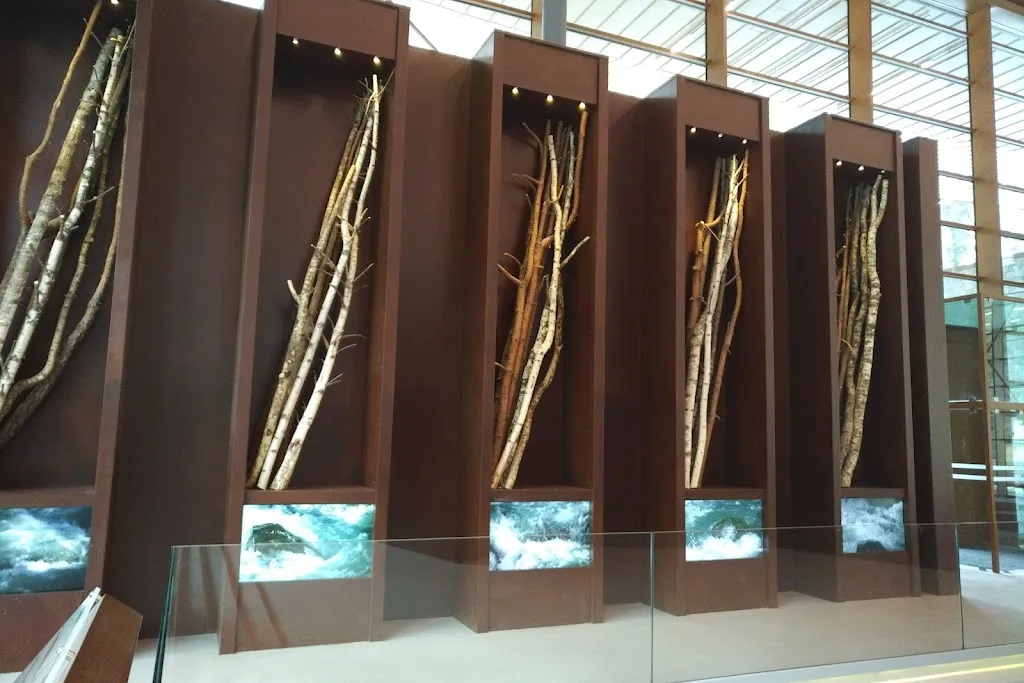 Kevin Hu_Service station Lanz - Brenner_Brennero - Brenner_review