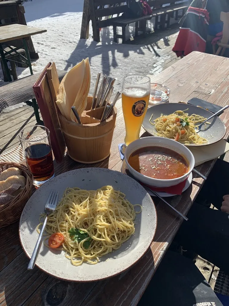 Kasper Doppen_Ladurnerhütte_Brennero - Brenner_review