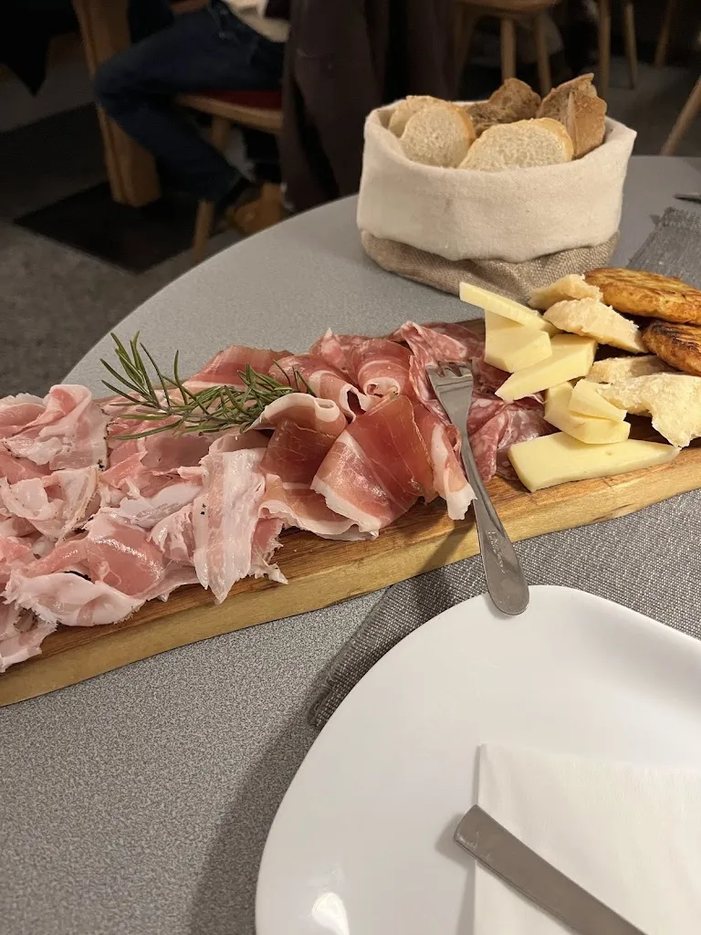 Commerciale Roberta_Caffè delle Terme_Caderzone Terme_recensione