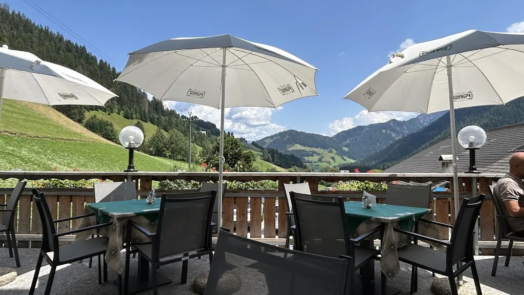 Trattoria Mösslhof Alto Adige restaurant in Braies