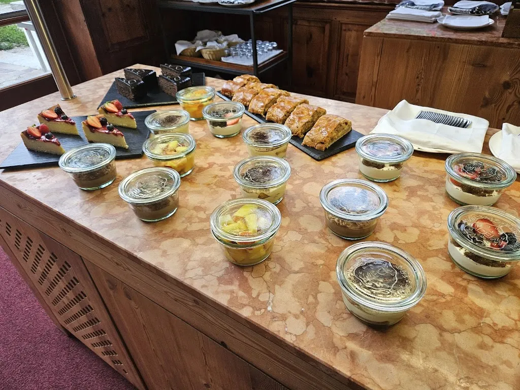 N T_Ristorante Lago di Braies - Pragser Wildsee_Braies_review