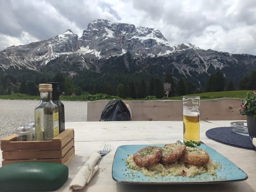 Rohit N._Rifugio Prato Piazza_Braies_review