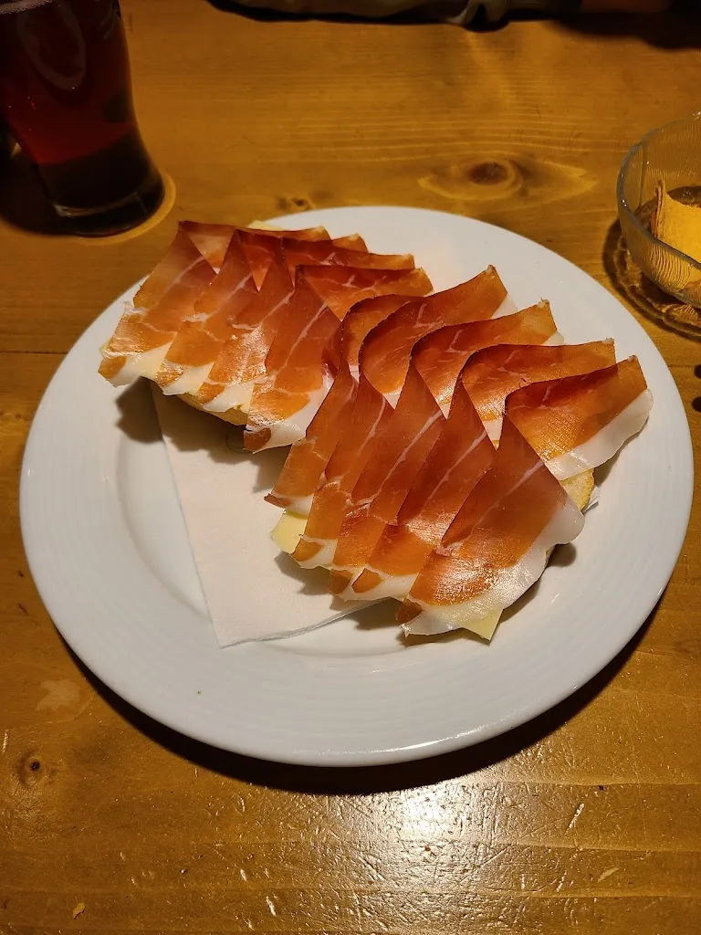 Aaron R_Speckstube Eggerhof_Braies_review