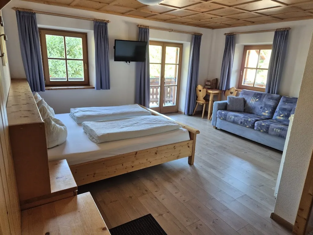 Speckstube Eggerhof_Braies_slider_image_3