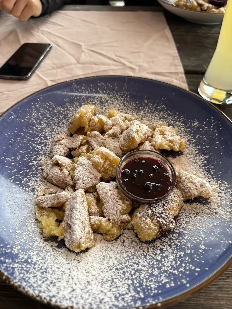 Oskar André_Malga Prato Piazza_Braies_review