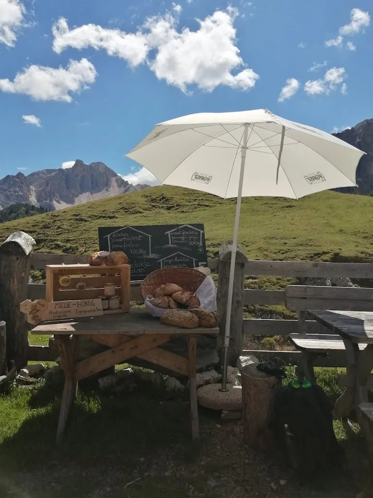 Hochalpenhütte Fojedöra_Braies_slider_image_1