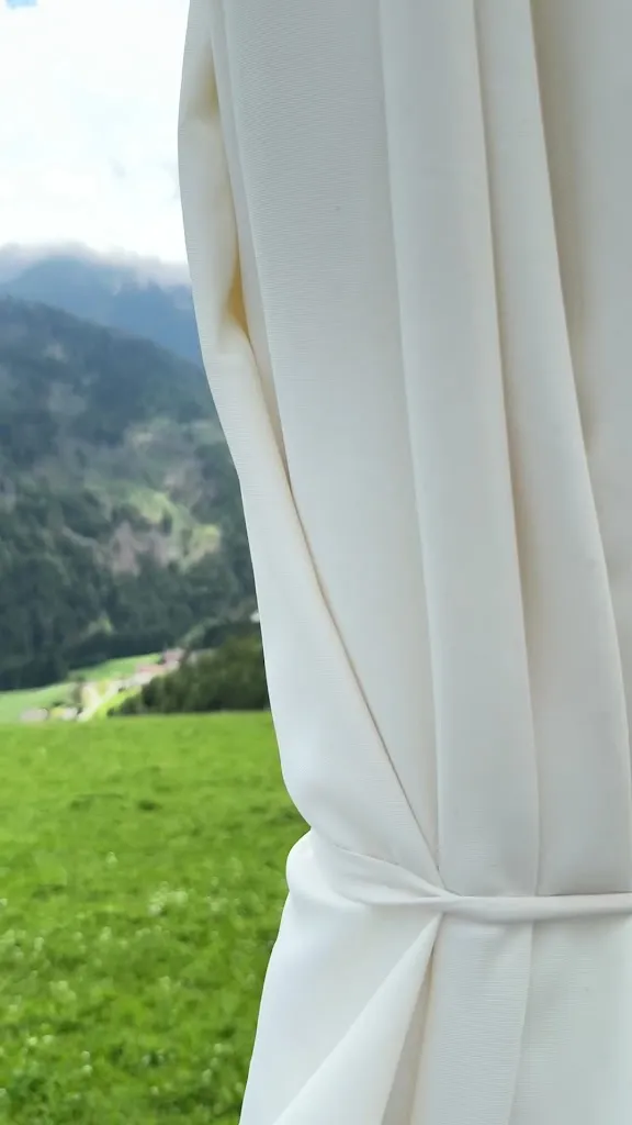 Oberegger Alm_Braies_slider_image_2