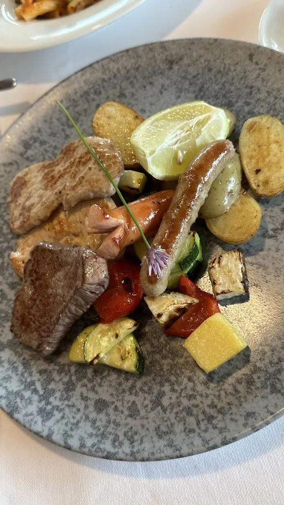 K H_Restaurant Bar Rienz_Braies_review