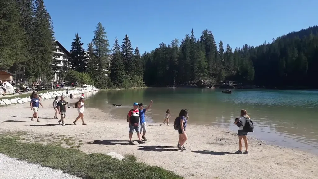 Cappella Lago di Braies_Braies_slider_image_2