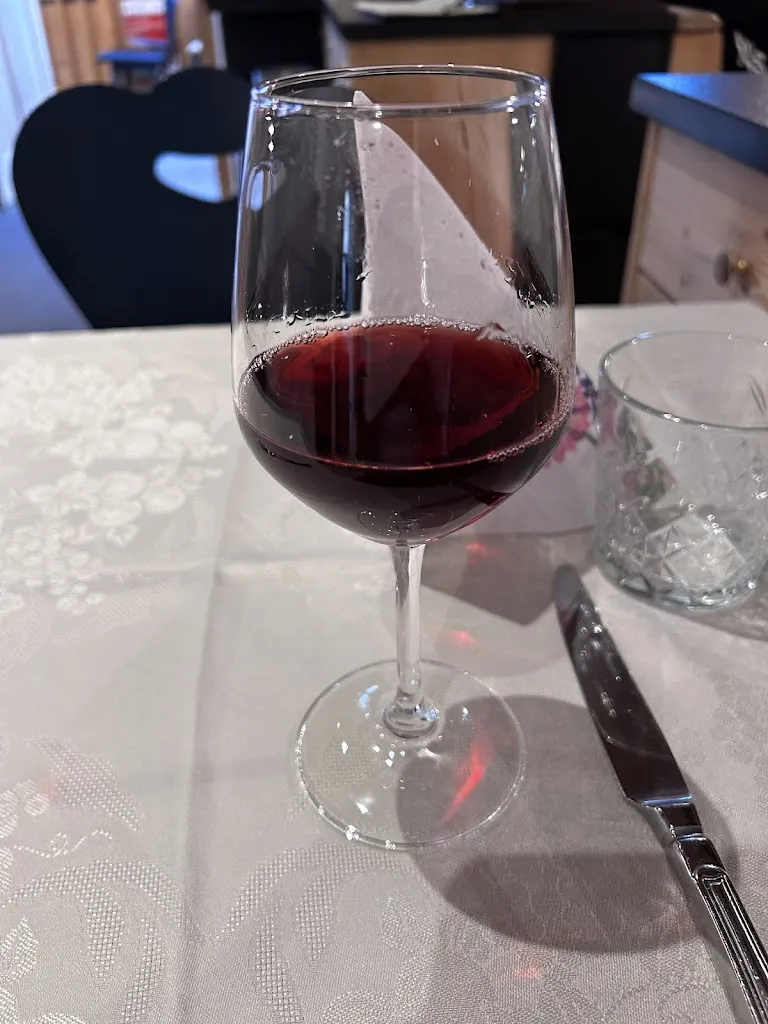 Tesal Sangma_Gasthaus Weber_Braies_review