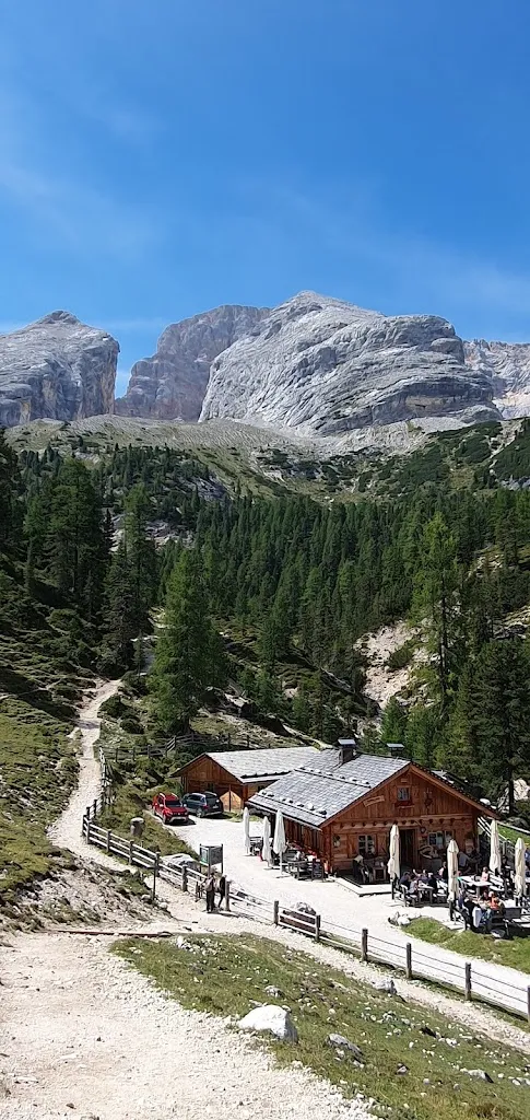 Ulrike_Stolla Lodge_Braies_review