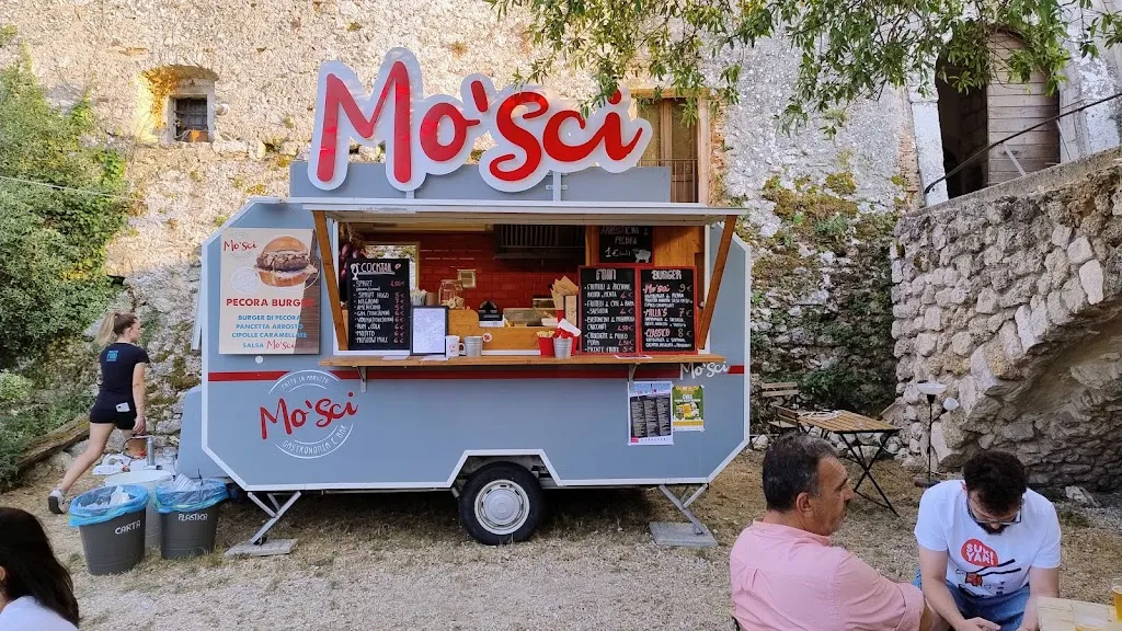 The Shaman_“Mo'Sci” Bar_Castelvecchio Calvisio_review