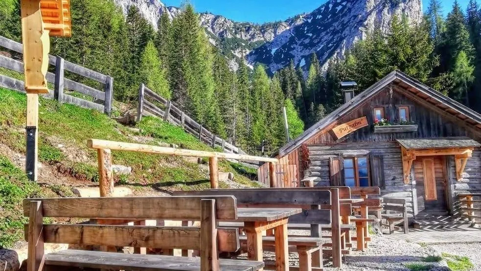 Putzalm restaurant in Braies