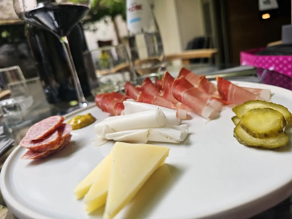 Menu_Restaurant Finsterwirt - Oste Scuro_Bressanone_image_8