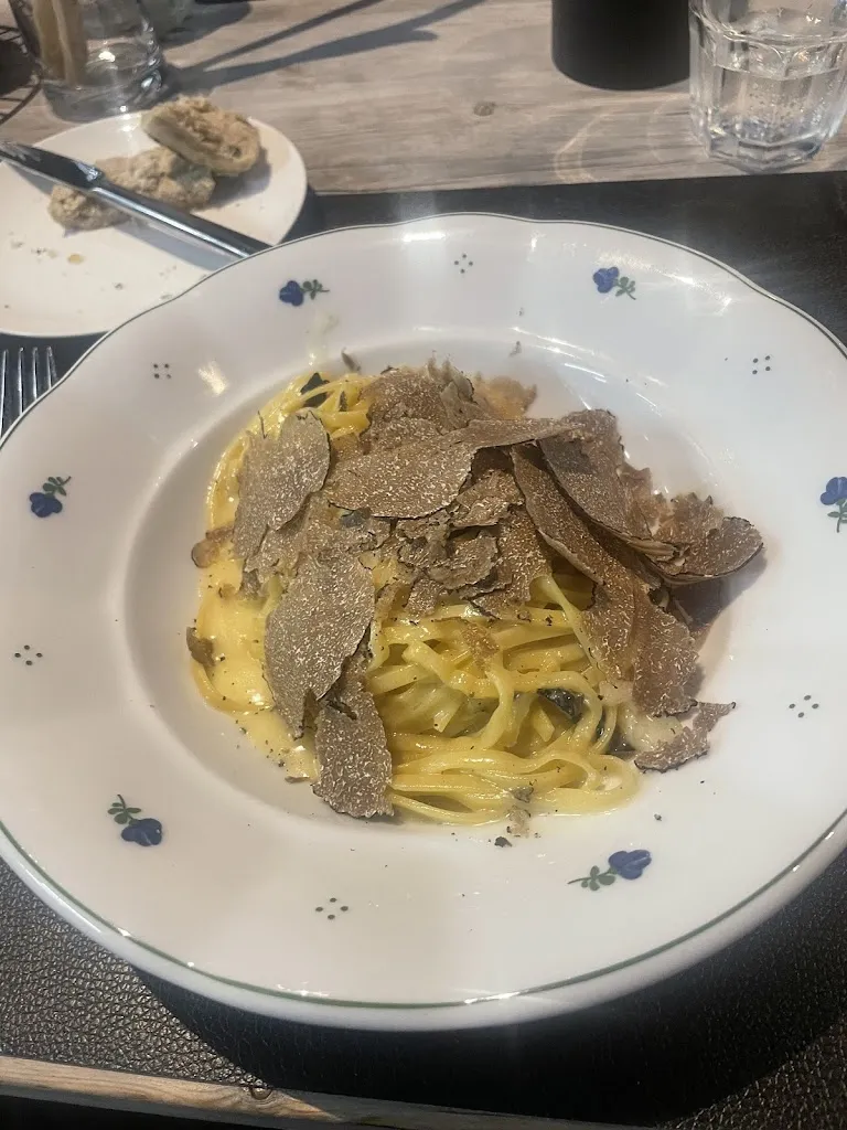 Melanie Backer_Decantei_Bressanone_review