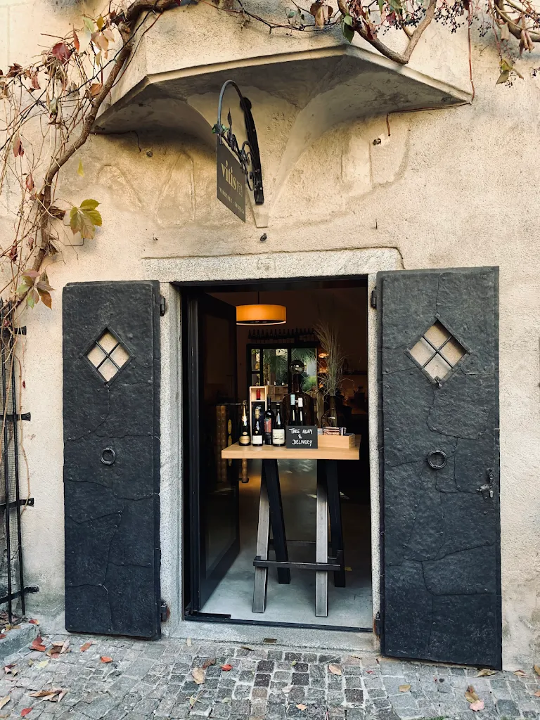 Vinothek Vitis Enoteca restaurant in Bressanone